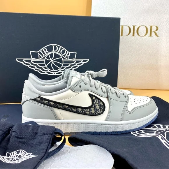 DIOR× Nike Jordan 1 Retro Low Dior sneaker NWT