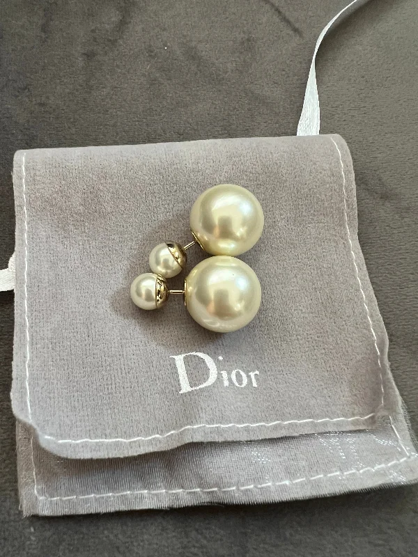 Dior Tribales earrings pearl