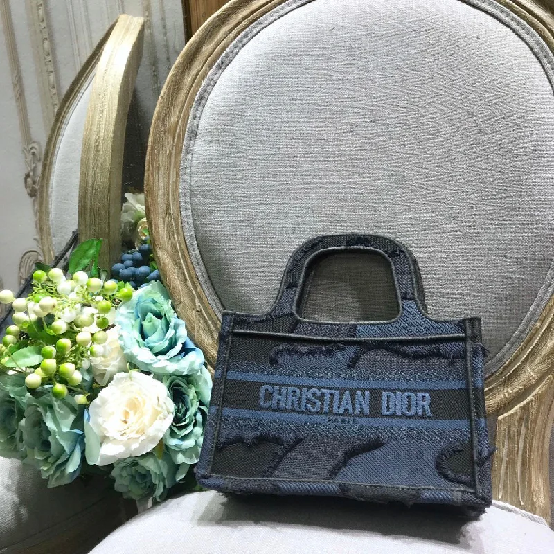 Christian Dior - Luxury Bags  902